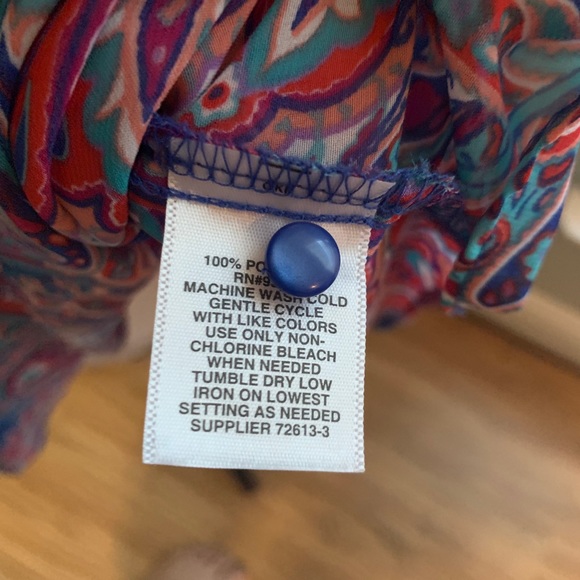 Boutique Multi-Colored Floral Blouse - Picture 5 of 5